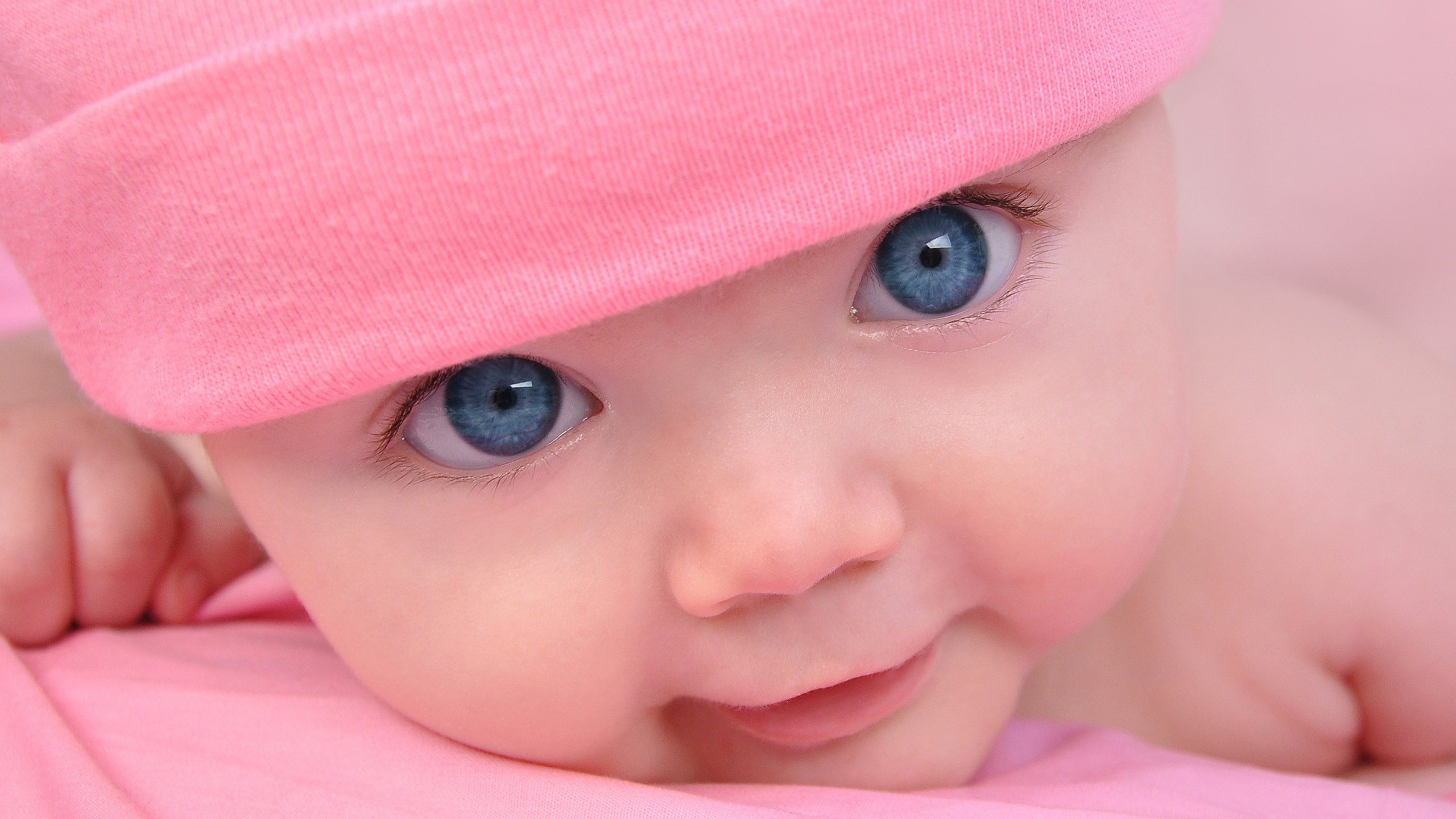 借卵自怀捐卵女孩面对宝宝的耳屎该如何清理？